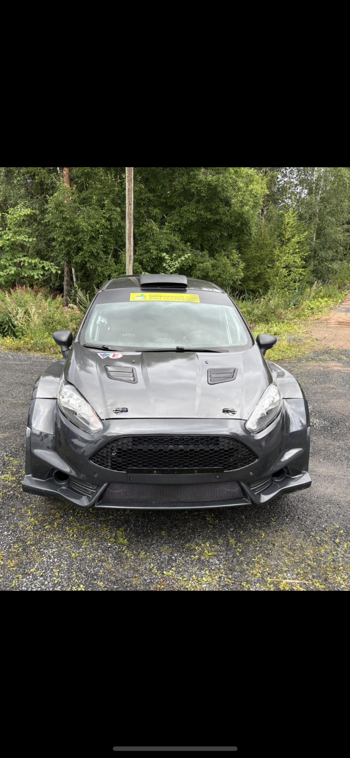 ETUPUSKURI- Ford Fiesta "R5" Lasikuitu