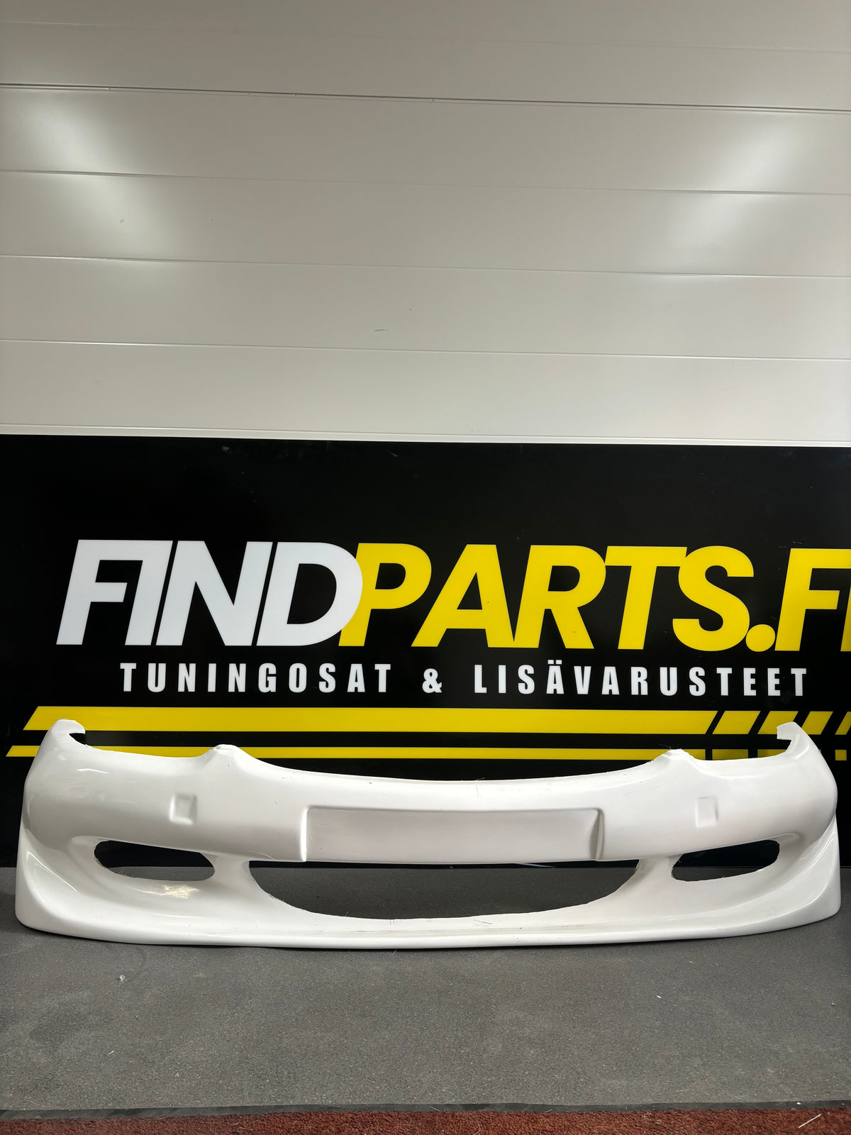 Etupuskuri- Ford Escort Mk5