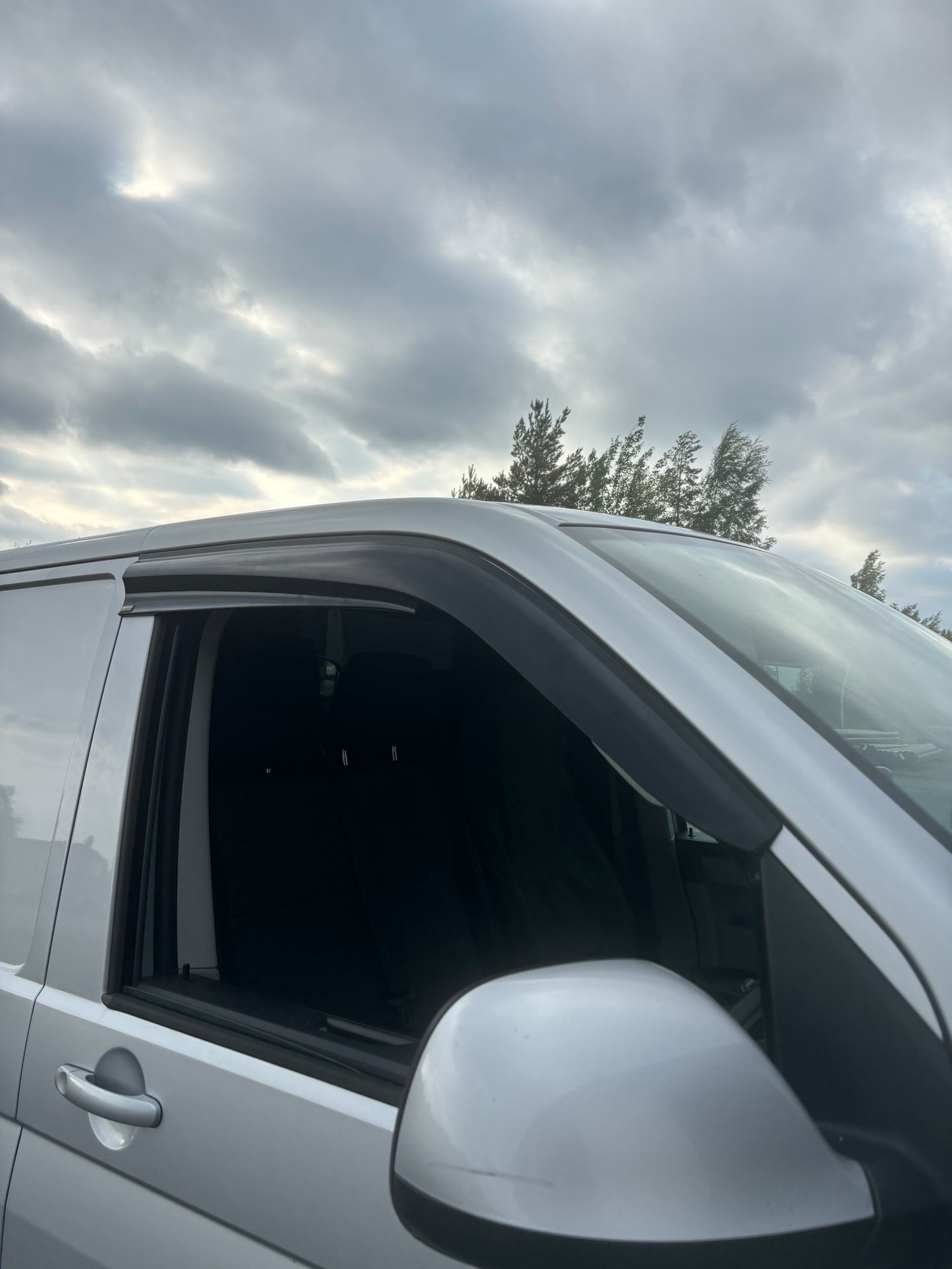 Ikkunan tuulenohjain- Vw Transporter T5/T6/T6.1/T7