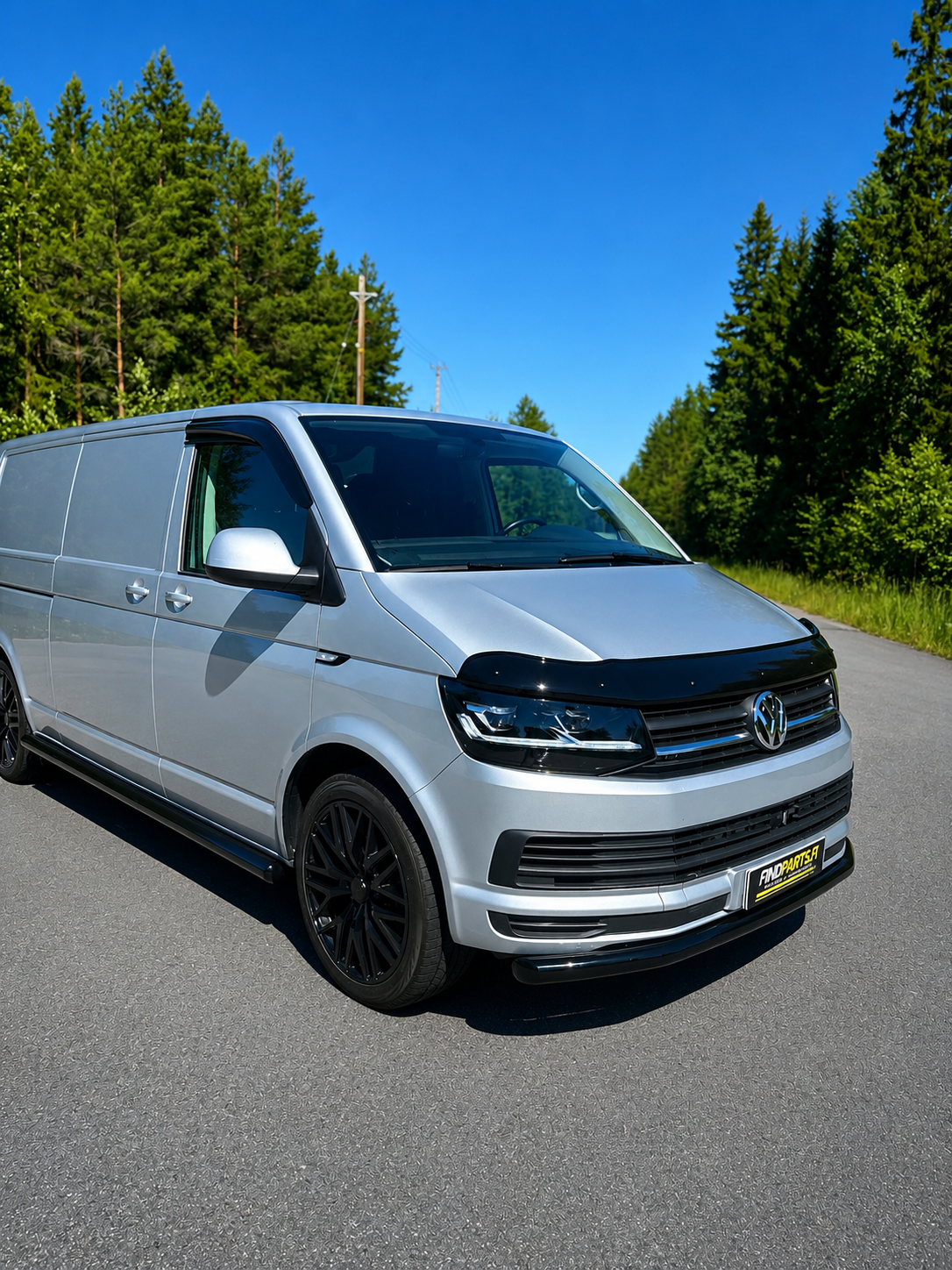 TUULENOHJAIN / KONEPELLIN KIVISUOJA - VW TRANSPORTER T6