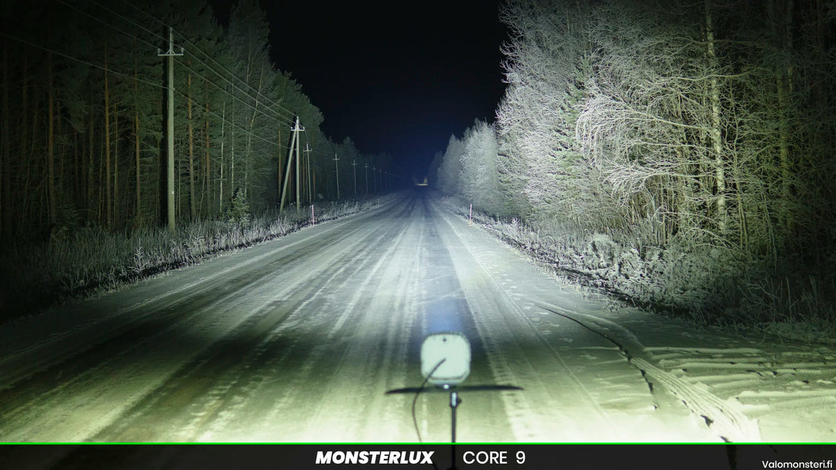 Monsterlux Core 9 LED-lisävalo
