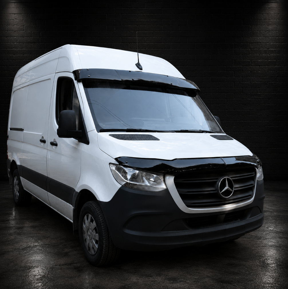 M (2018-)B Sprinter W907 Aurinkolippa(Kiiltävä musta)